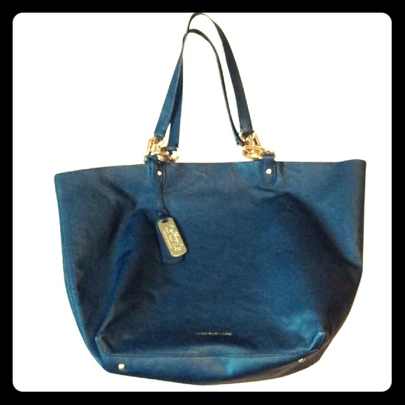 Ralph Lauren Handbags - DONATING SOON! Ralph Lauren Bembridge II Tote